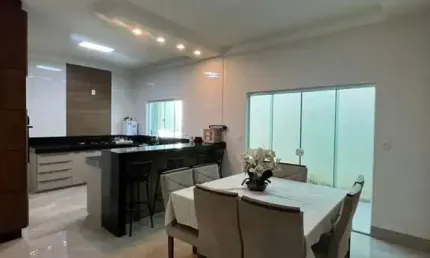 Casa para Venda em Araxá, BOUGANVILLE, 3 dormitórios, 1 suíte, 3 banheiros, 3 vagas