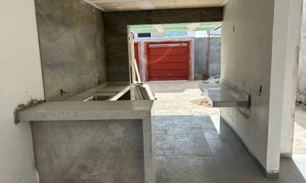 Casa para Venda em Araxá, FENÍCIA, 3 dormitórios, 1 suíte, 2 banheiros, 2 vagas