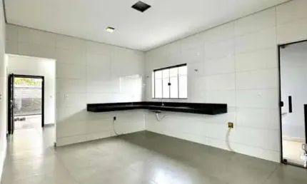 Casa para Venda em Araxá, Jardim Europa, 3 dormitórios, 1 suíte, 3 banheiros, 2 vagas
