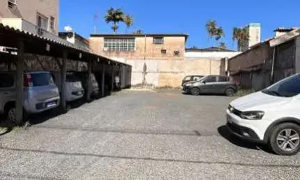 Terreno à venda na Rua Uberaba, Centro, Araxá