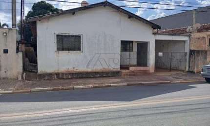 Casa à venda, 3 quartos, 1 vaga, CENTRO - SALTINHO/SP