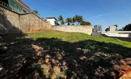 Terreno à venda no Loteamento Chácaras Nazareth II, Piracicaba 