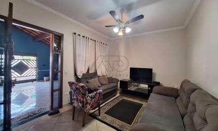 Casa à venda, 3 quartos, 1 suíte, 8 vagas, Jardim Oriente - PIRACICABA/SP