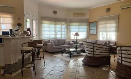 Sobrado à venda em Campinas, Tijuco das Telhas, com 4 suítes, com 323.11 m², Estância Paraíso
