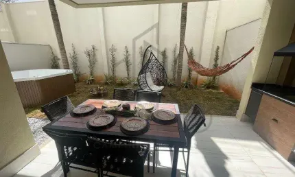 Sobrado à venda em Campinas, Loteamento Alphaville Campinas, com 4 quartos, com 210.55 m²