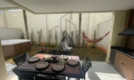 Sobrado à venda em Campinas, Loteamento Alphaville Campinas, com 4 quartos, com 209.84 m²