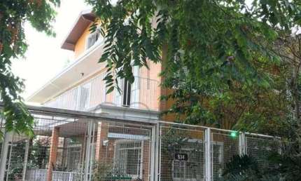 Sobrado à venda e para alugar em Campinas, Mansões Santo Antônio, com 5 quartos, com 258 m²