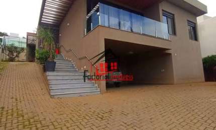 Aluga-se Casa Moderna com 4 Suítes em 1.000m² de área Bairro  Garças!
