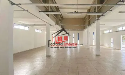 Galpão reformado com 500m² próximo da Av. Dom Pedro Primeiro
