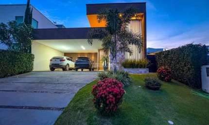 Casa Térrea totalmente mobiliada e decorada no Jardim Veneza.