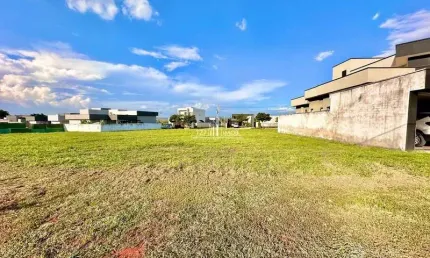 Lote em Oportunidade no  Terras Alpha 2 - Senador Canedo.
