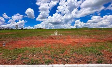 Lote Solaris Laguna com 299,46 m² - Entrada R$ 22.500,00