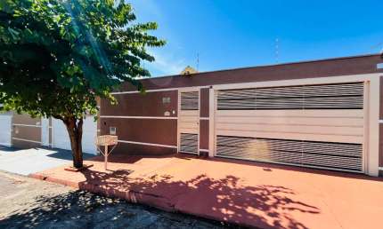 Imperdível casa tipo para venda em Bonfim Paulista com 3 quartos, sendo 1 suíte, 149m²