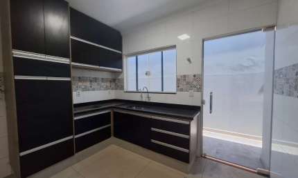 Imperdível casa tipo para venda em Jardim Bela Vista com 2 quartos, sendo 1 suíte, 103m²