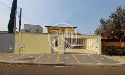 Casa com 3 quartos para alugar no Parque Santa Marta, São Carlos , 244 m2 por R$ 4.112