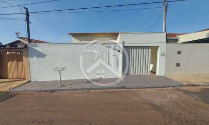 Casa com 2 quartos para alugar no Núcleo Residencial Castelo Branco, São Carlos , 100 m2 por R$ 1.889