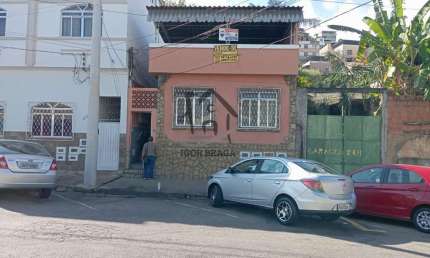 Casa para Venda em Juiz de Fora, Ladeira, 6 dormitórios, 2 suítes, 5 banheiros