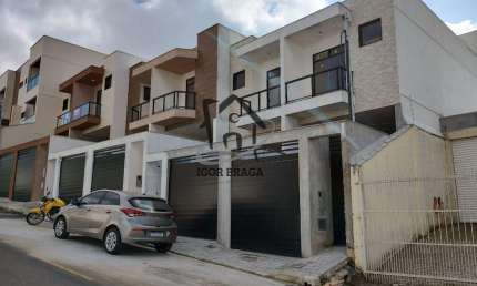 Casa para Venda em Juiz de Fora, Aeroporto, 3 dormitórios, 1 suíte, 4 banheiros, 2 vagas