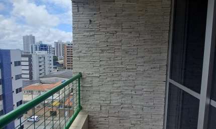 Alugo apartameto com 2 quartos mais 1 reversivel  na av Benardo Vieira de Melo Candeias Jaboatão PE