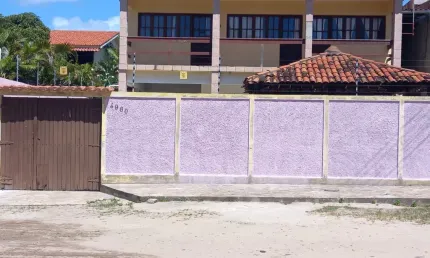 Alugo casa com 2 pavimento com440m2 4 quartos em candeiasJaboatão dos Guararpes PE