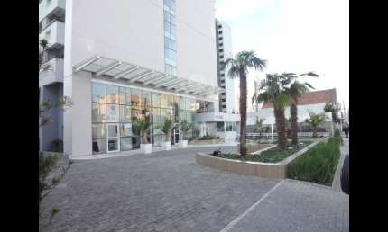 Sala comercial com 3 salas à venda na Avenida Visconde de Guarapuava, 2764, Centro, Curitiba