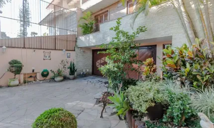 Casa com 423 m² e 4 quartos à venda no bairro chácara das pedras