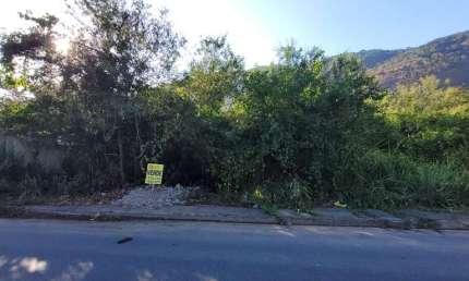 Prédio à venda na Rua São Geraldo, Barroco, Maricá