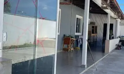Prédio à venda na Rua das Margaridas, Barroco, Maricá
