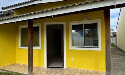 Prédio à venda na Rua das Avencas, Barroco, Maricá