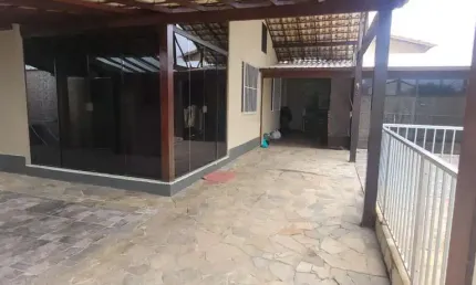 Prédio à venda na Rua Eduardo Carlson, Jardim Atlântico, Maricá