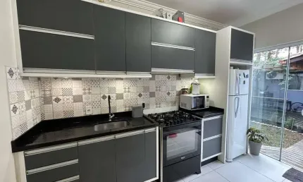 Casa à venda, 2 quartos, 2 vagas, Rio Vermelho - Florianópolis/SC