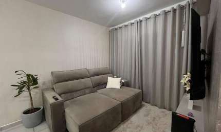 Apartamento de 2 quartos perfeito para quem busca um lar pronto para morar.