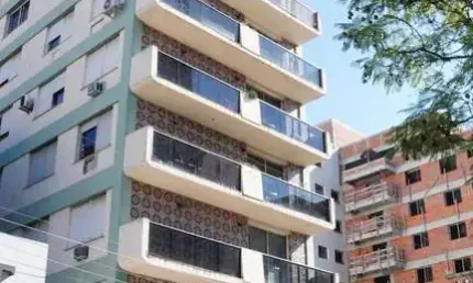 Cobertura ampla, com 280m² 3 dormitórios, suíte, 2 vagas, sol Norte/Leste Av Pre