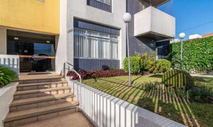 Apartamento para Venda em Curitiba, Cabral, 3 dormitórios, 1 suíte, 4 banheiros, 2 vagas
