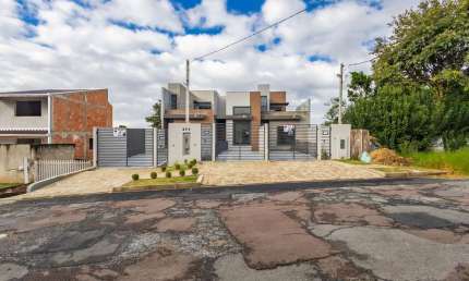 Casa para Venda em Curitiba, Barreirinha, 2 dormitórios, 1 suíte, 2 banheiros, 2 vagas