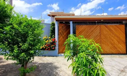Sobrado à Venda | Monte Verde Indaiatuba | 3 Suítes e Piscina