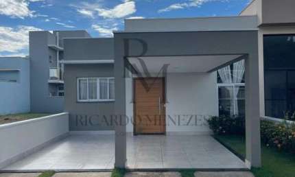 Casa com 3 dormitorios, Cozinha Planejada e Gourmet no Jardim Montreal