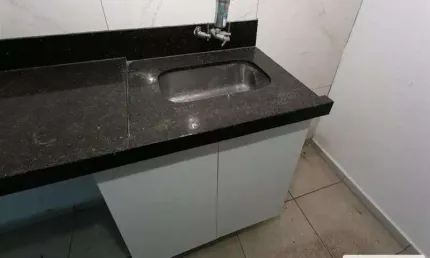 Casa com 3 quartos para alugar na Rua Antônio Camardo, Vila Gomes Cardim, São Paulo