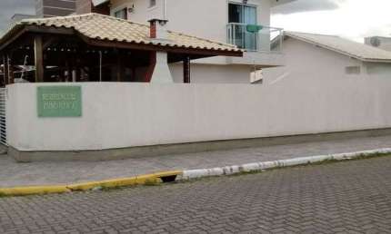 Sobrado no bairro Mata Atlântica com 84m², 2 dormitórios, 2 vagas de garagem