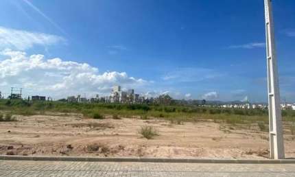 Terreno á venda no bairro Joáia com 360m² de área total