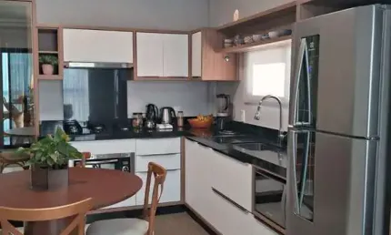 Apartamento mobiliado á venda no bairro Areias em Tijucas,3 dormitórios,elevador