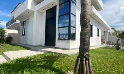 Linda Casa á Venda em Tijucas SC 114m², 3 dormitórios sendo 1 suíte