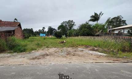 Terreno no bairro Areias em Tijucas com 520m², perfeito para investir