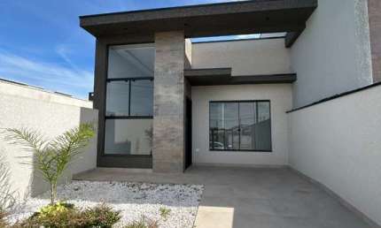 Casa com 3 quartos à venda na Rua Medi Terezinha Bonato Machado, 16, Gralha Azul, Fazenda Rio Grande por R$ 400.000