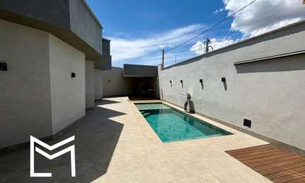 Casa com 3 quartos à venda na Rua FL17, Parque das Flores, Goiânia