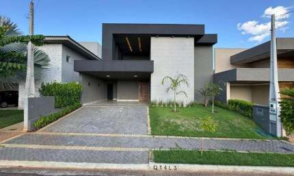 Casa à venda no bairro Parque Residencial Damha em São José do Rio Preto/SP