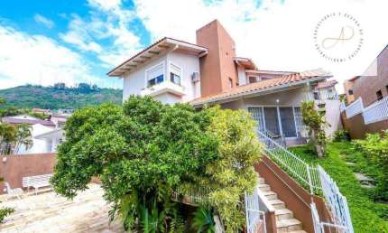 Casa com 4 dormitórios à venda, 369 m² por R$ 2.980.000,00 - Trindade - Florianópolis/SC