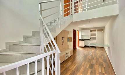 Casa com com dois quartos próximo a UNIFEBE em Brusque!