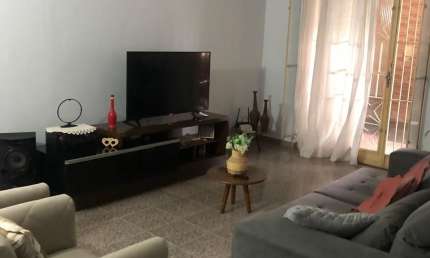 Casa a venda no Lote XV com 3 quartos , vaga de garagem e terraço