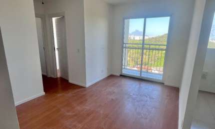 Apartamento a venda na Estrada dos Bandeirantes com 2 quartos